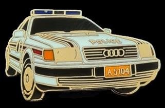 Audi 100 police -A5104- pin, Verzamelen, Verzenden, Nieuw, Transport, Speldje of Pin
