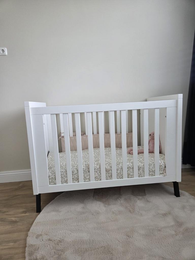 Interbaby star too bed, commode en plank, Ophalen, Zo goed als nieuw, Ledikant