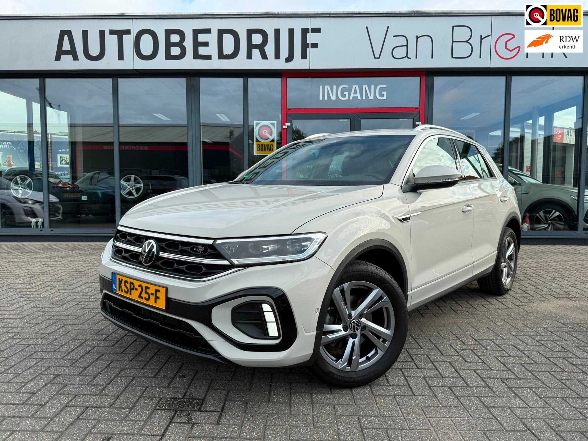Volkswagen T-Roc 1.0 TSI R-Line Business | 1e Eigenaar | ACC, Auto's, Voorwielaandrijving, Dealer onderhouden, Gebruikt, Euro 6