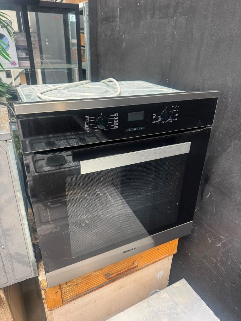 Miele H 2661-1 BP 2 jaar garantie bezorging, Oven, Ophalen of Verzenden, Zo goed als nieuw, Inbouw