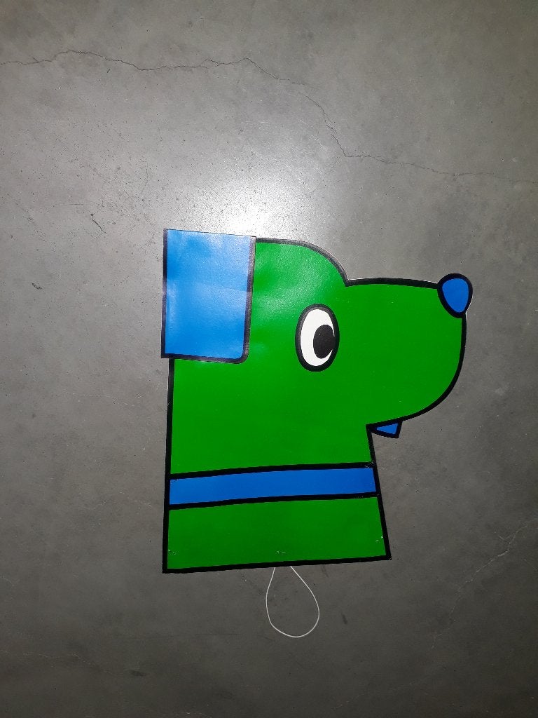 Papieren hond hoed + elastiek voor kinderen - NIEUW, Ophalen of Verzenden, Nieuw, Feestartikel, Verjaardag
