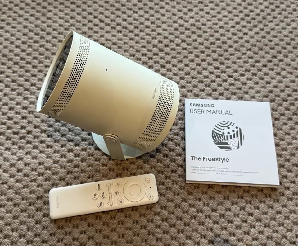 Samsung ‘The Freestyle’ Beamer, Ophalen of Verzenden, Zo goed als nieuw, LED