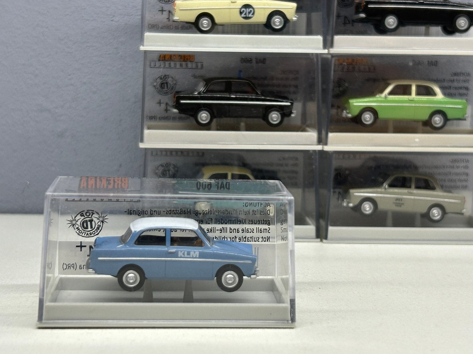 Brekina Daf 600 KLM MIB HO, Hobby en Vrije tijd, Ophalen of Verzenden, Zo goed als nieuw, Bus of Vrachtwagen, Brekina