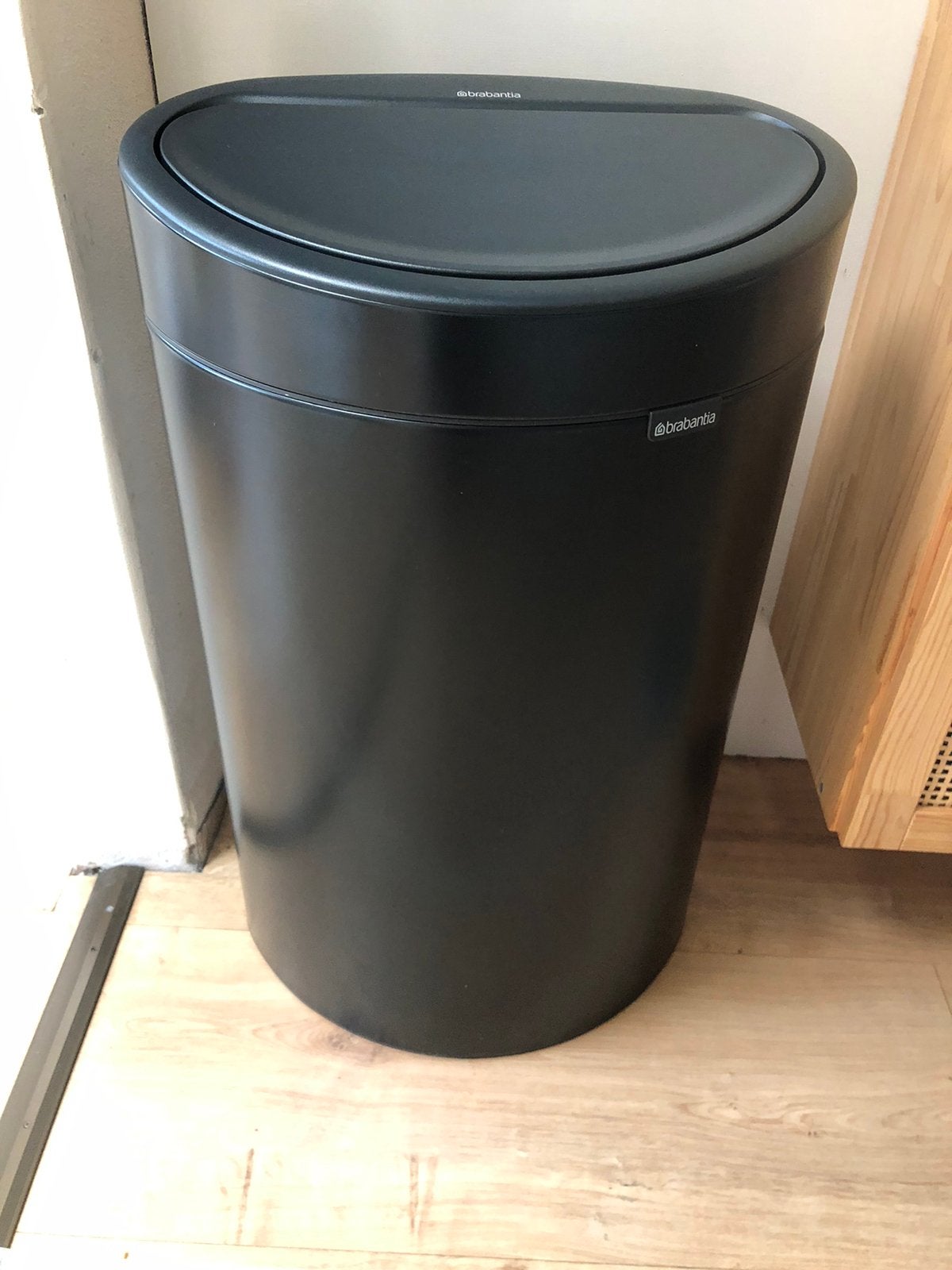Brabantia prullenbak zwart touch bin 23+10 liter, 30 tot 40 liter, Ophalen, Gebruikt, Overige materialen