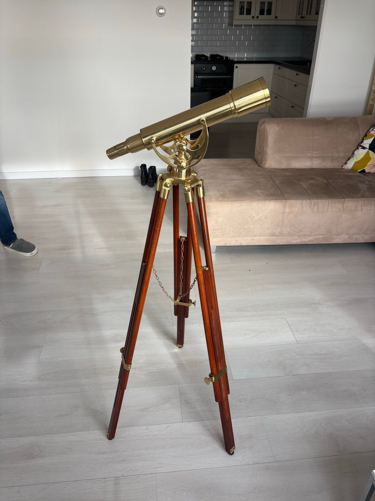 Antieke Messing Telescoop met Houten Statief, Ophalen, Lenzentelescoop (refractor), Met statief, Zo goed als nieuw