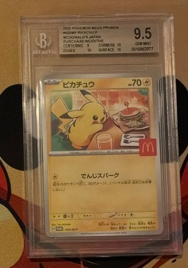 Pikachu 020/M-P McDonald’s Japan – Beckett BGS 9.5 Gem Mint, Ophalen of Verzenden, Zo goed als nieuw, Overige typen