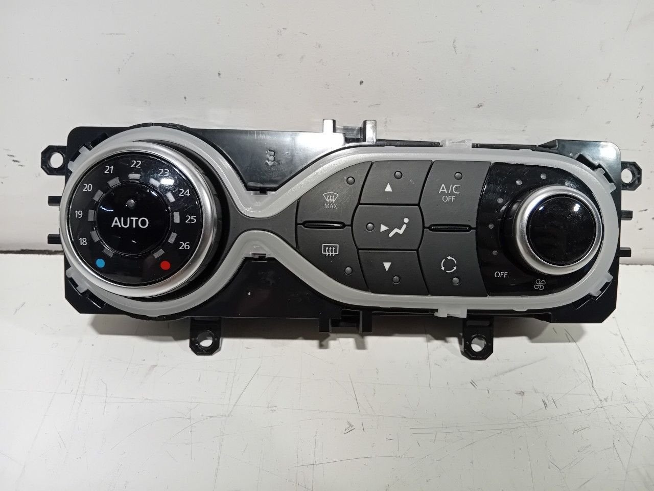 Bedieningspaneel kachel Renault Captur, Onderdelen@venauto.nl, Van der Ven Autorecycling B.V., Gebruikt, Ettenseweg 76, 4706 PB Roosendaal, The Netherlands