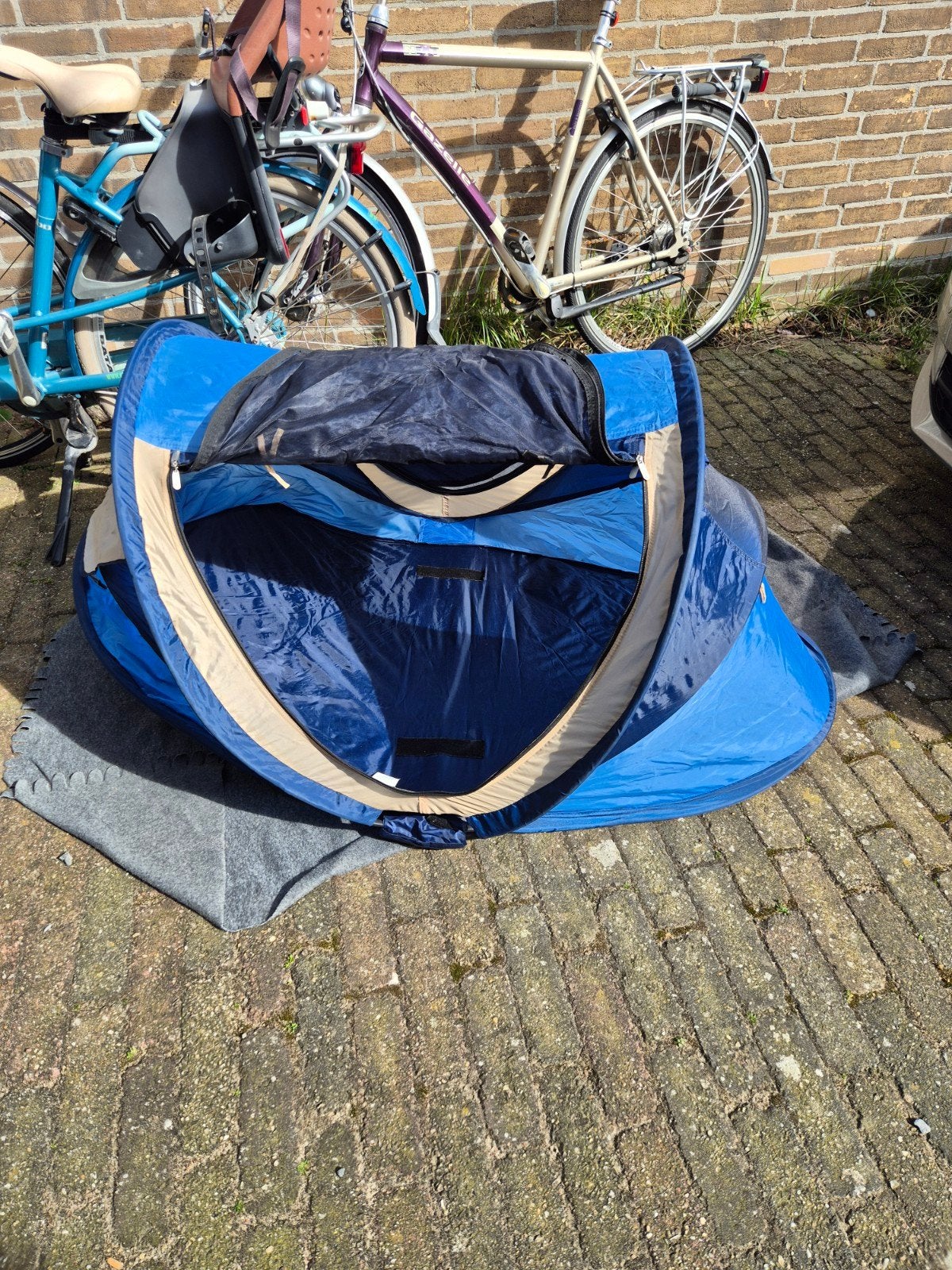 Deryan tentje, Ophalen, Gebruikt, Tot en met 2