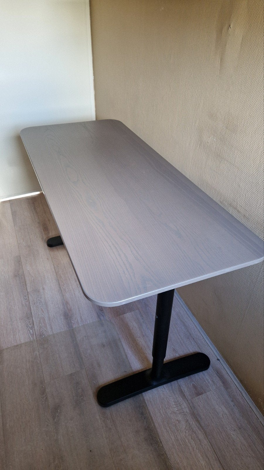 IKEA BEKANT bureau 140 x 60, Huis en Inrichting, Ophalen, Zo goed als nieuw, IKEA, 140 cm