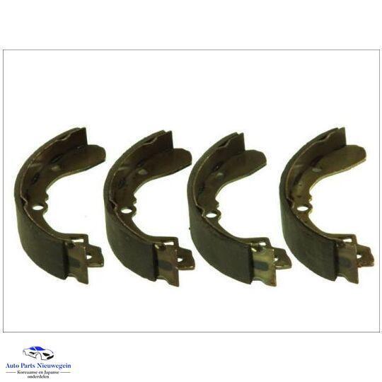 Remschoenen set Mazda 323 (BG) BSY6-26-38Z, Nieuw, Ophalen of Verzenden, Mazda, Mazda