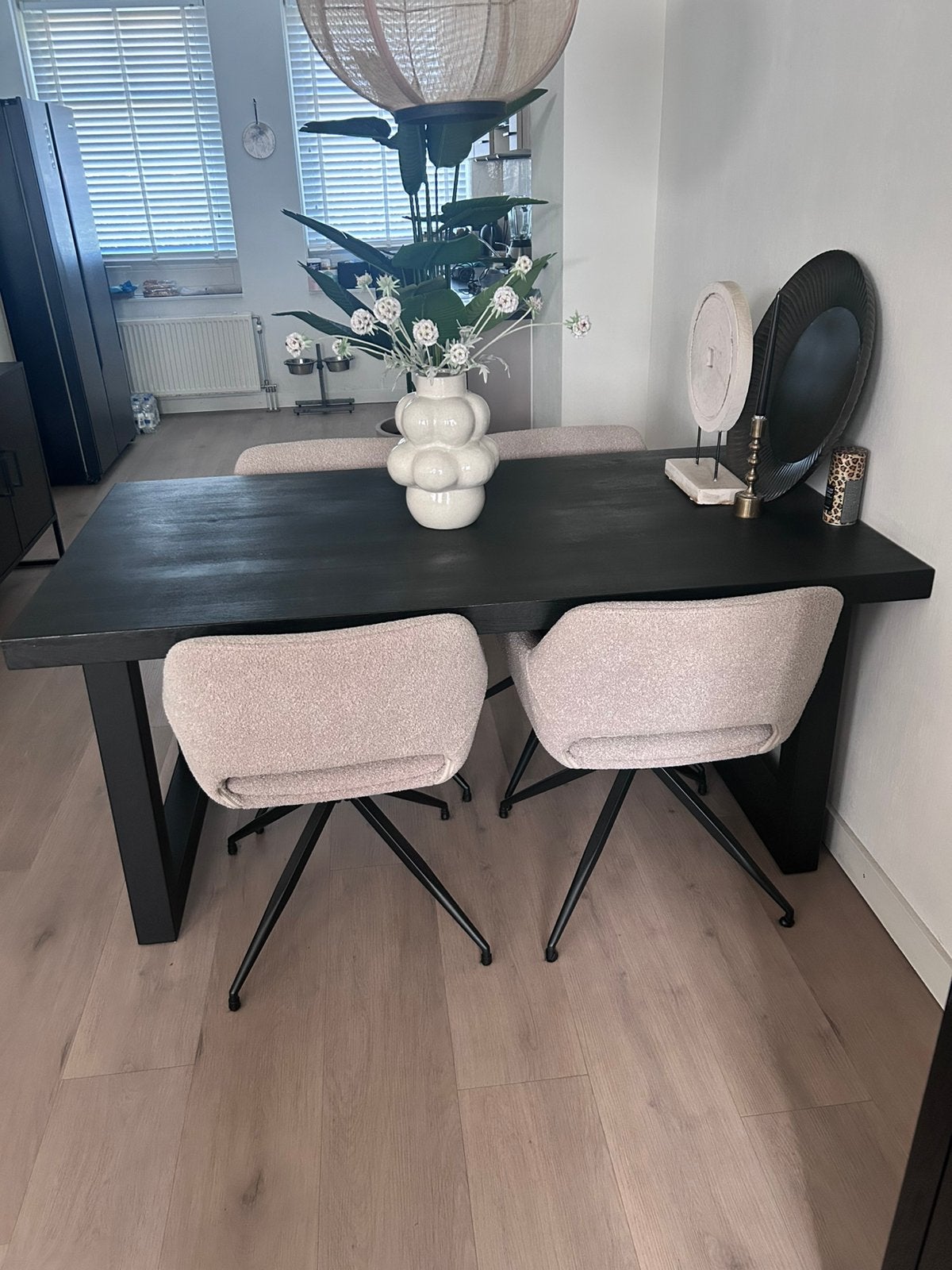 Mooie (zware) zwarte mangohouten eettafel, Ophalen, 50 tot 100 cm, Zo goed als nieuw, 150 tot 200 cm