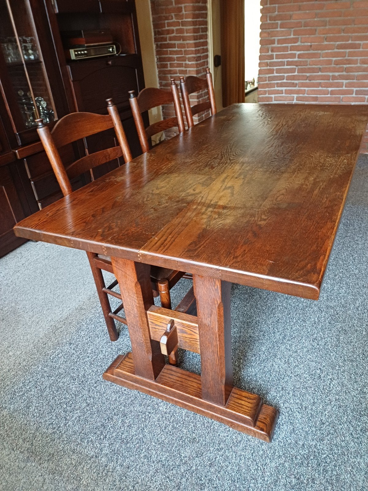 Robuuste eikenhouten eettafel met 6 stoelen, Antiek en Kunst, Ophalen