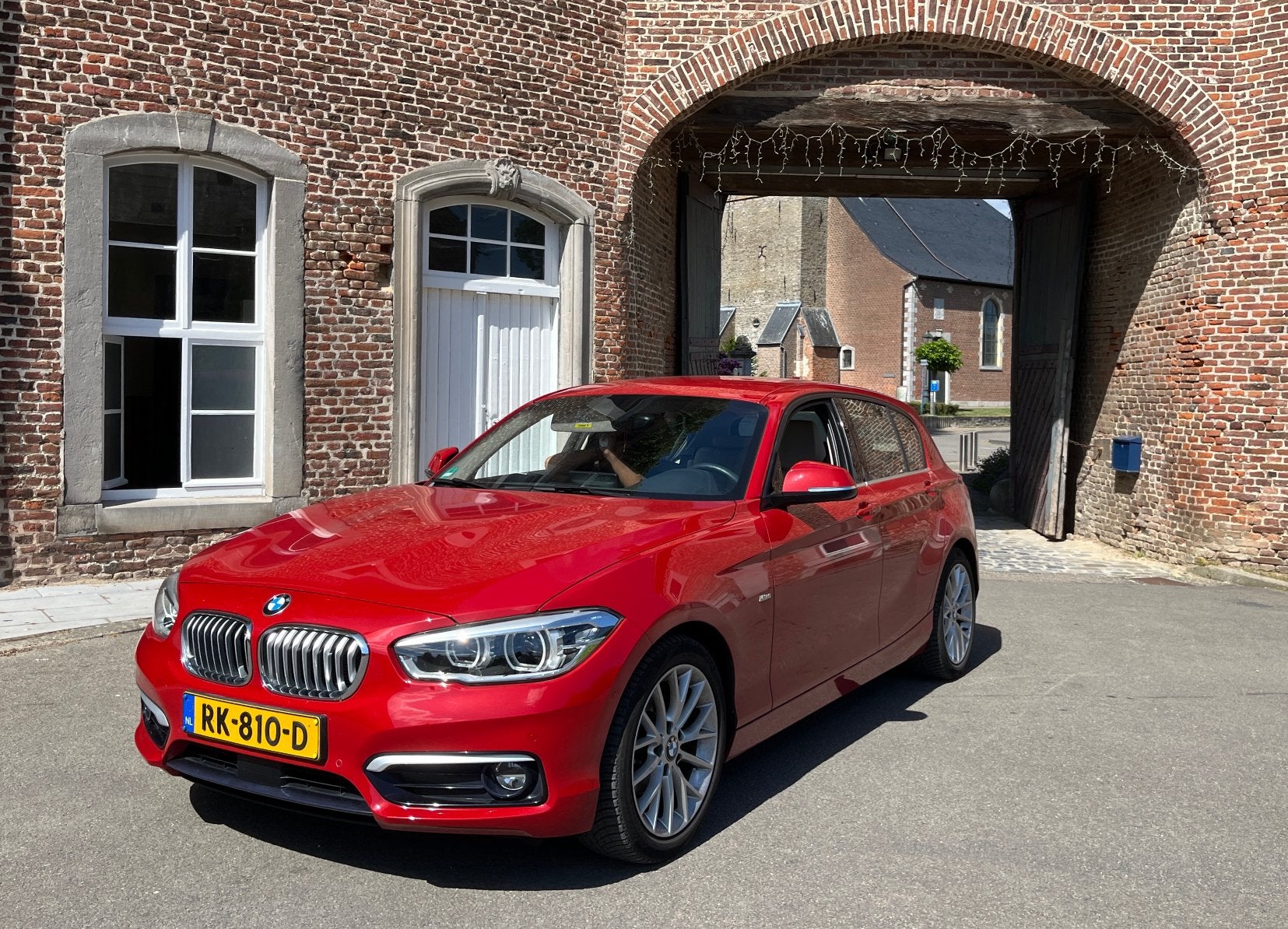 Unieke BMW 118i | 73.300 km | 2018 | talrijke opties, Euro 5, Beige, 1200 kg, Leder