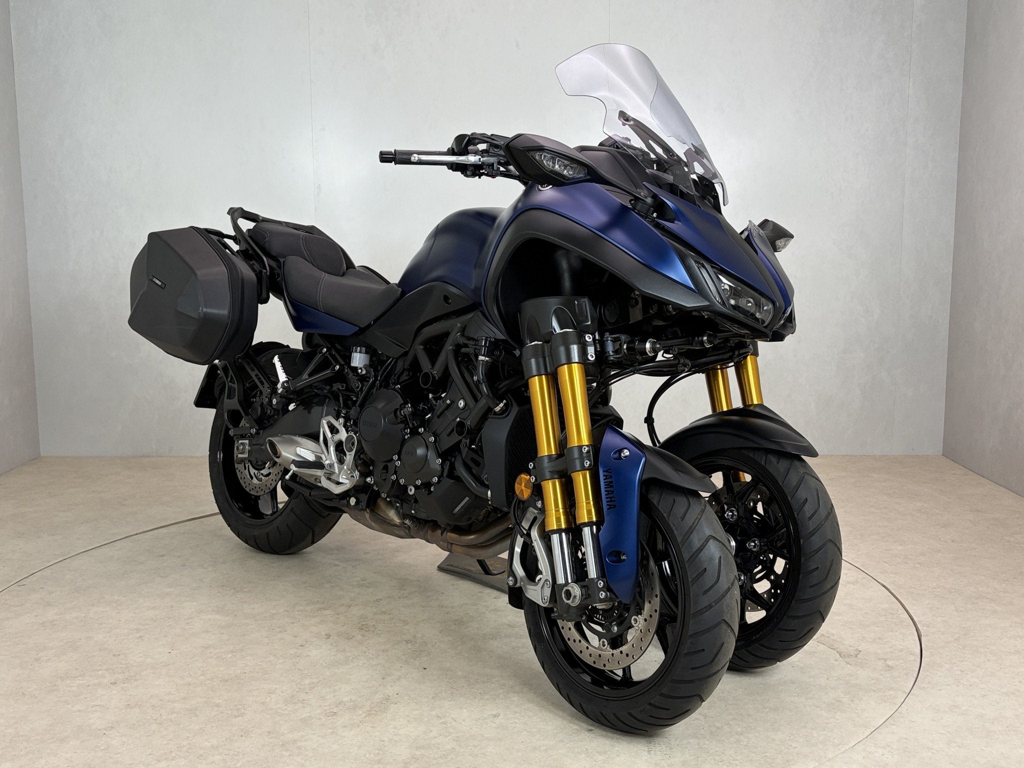 Yamaha NIKEN GT (bj 2019), Klantenservice@yamaha-motor.nl, Meer dan 35 kW, Koolhovenlaan 101
1119 NC  Schiphol-Rijk, NL, Naked bike