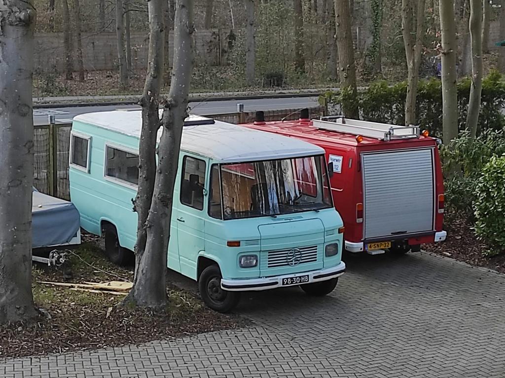 Blauwe Bus MERCEDES-BENZ L 406DG/35, Ophalen, Gebruikt, Tot en met 3