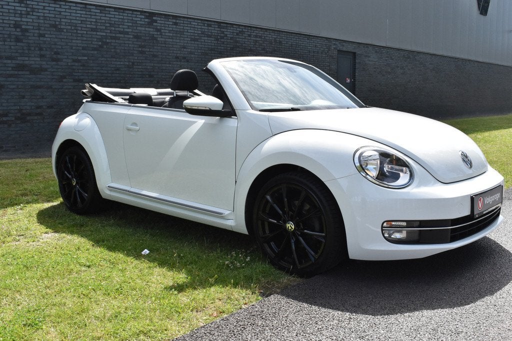 Volkswagen Beetle Cabriolet 1.2 TSI Design BlueMotion Cabrio, Auto's, Volkswagen, Voorwielaandrijving, 12 maanden, Stof, Gebruikt