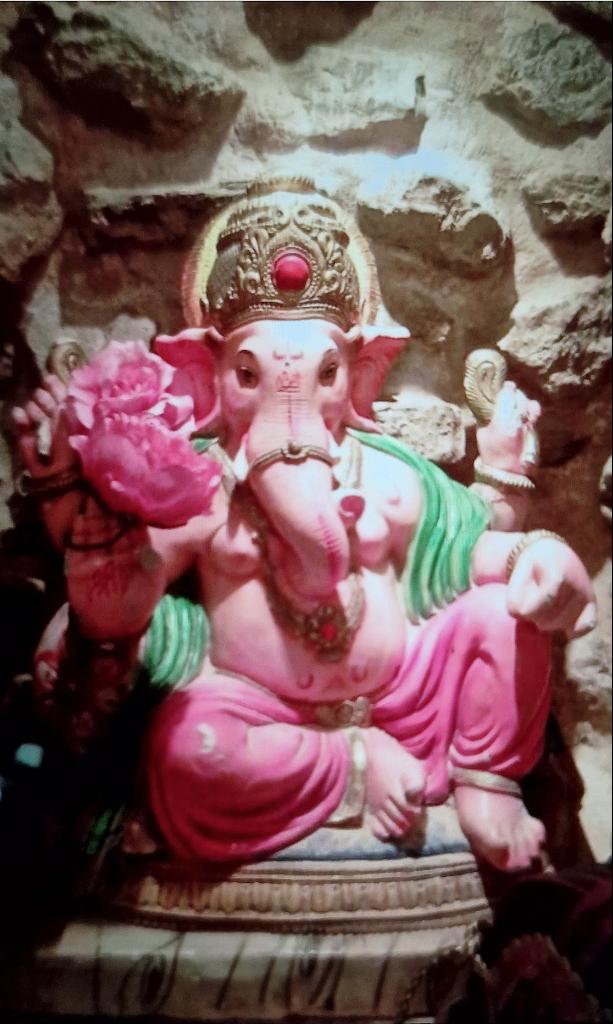 Gezocht dit antiek beeld Ganesha Roosendaal antiekbeurs, Ophalen of Verzenden