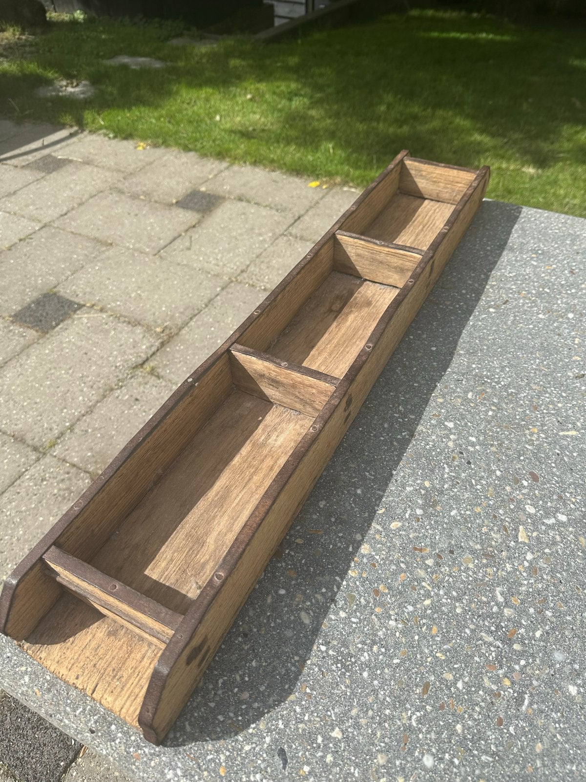Vintage houten bakje met vakken - Decoratief, Antiek en Kunst, Ophalen
