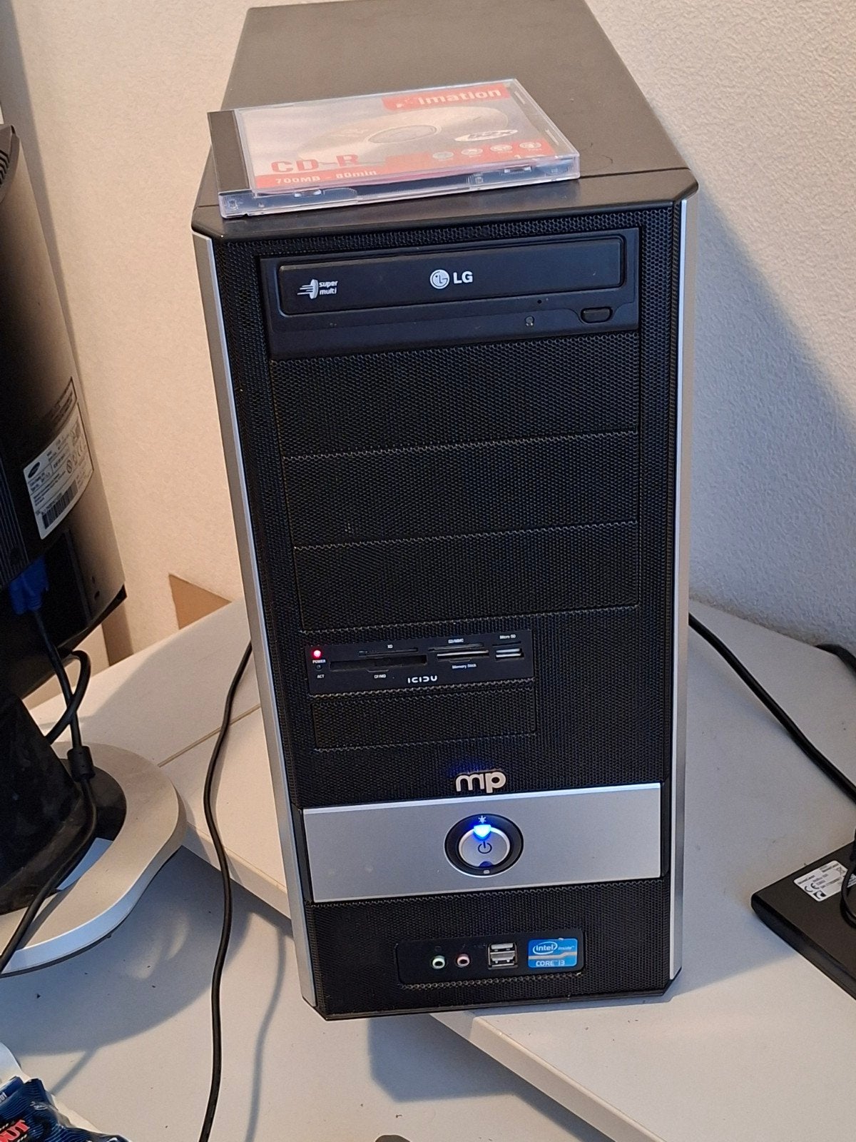 te koop: LG pc, Computers en Software, Desktop Pc's, Ophalen, HDD, 2 TB, Intel Core i3