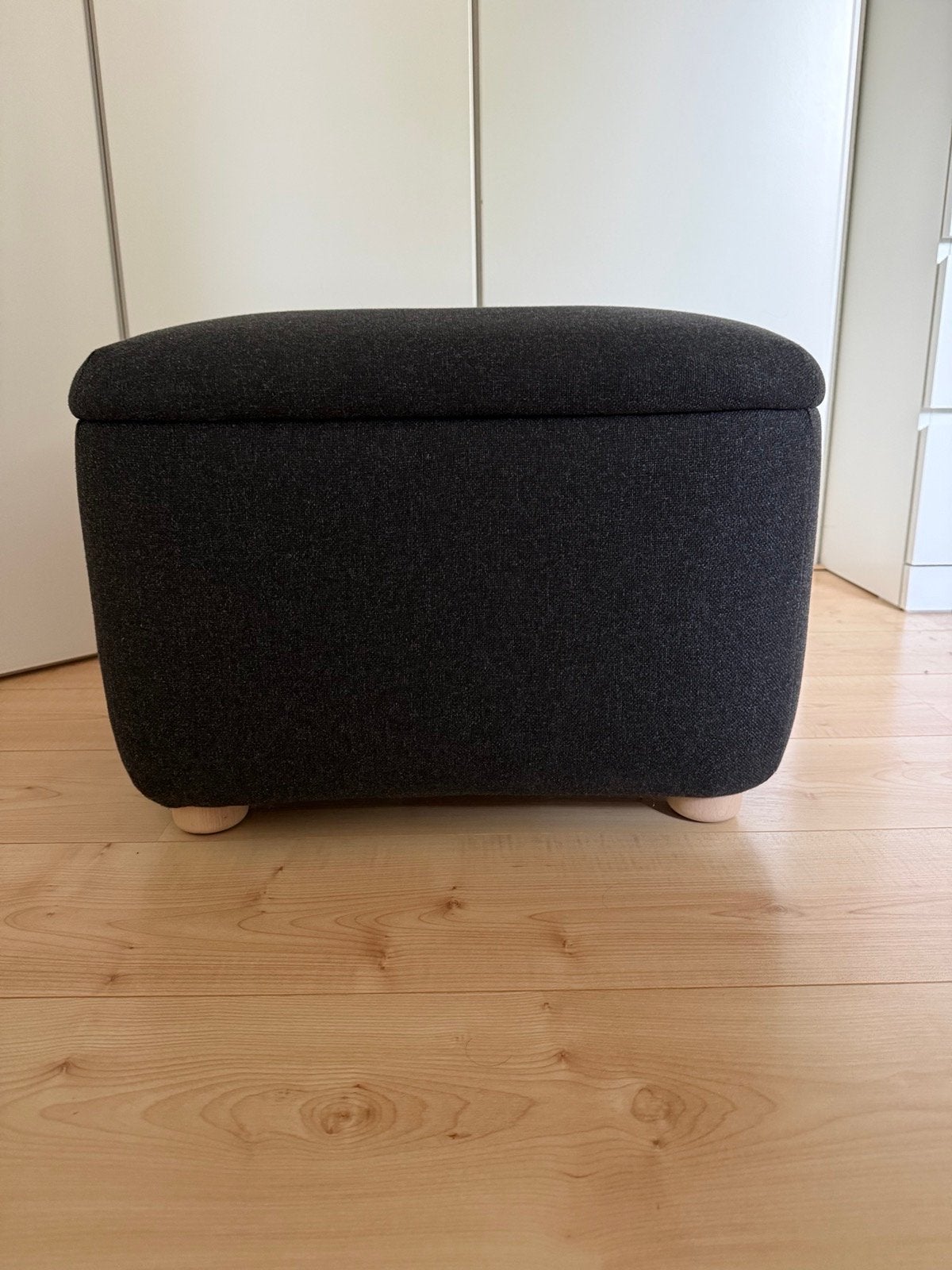 IKEA oskarshamn Poef met opbergruimte - Zo goed als nieuw, Ophalen, Hout, Minder dan 50 cm, Minder dan 50 cm