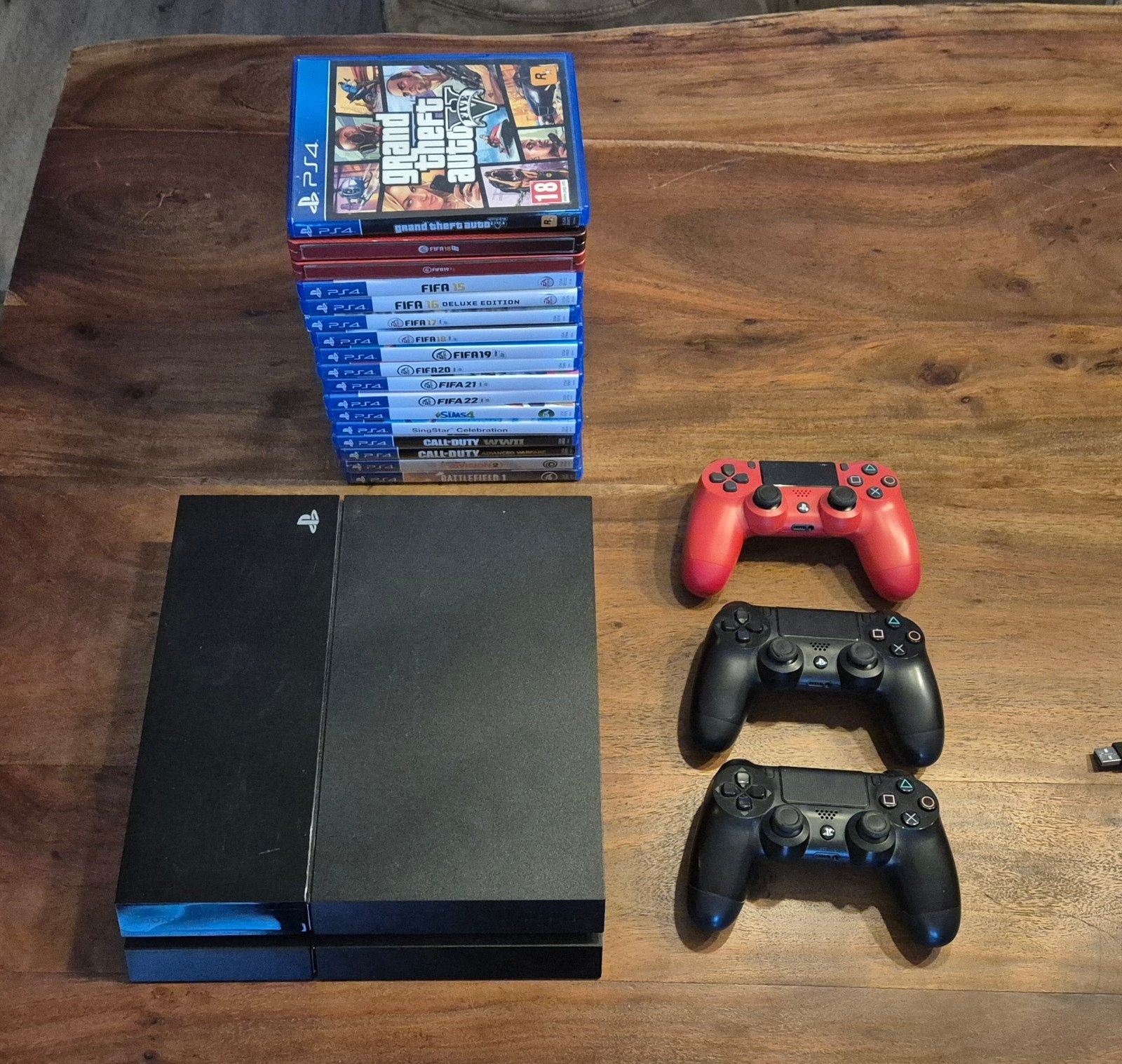 PS4 2TB met 3 controllers en 15 games, Ophalen, Gebruikt, Vanaf 18 jaar, Overige genres