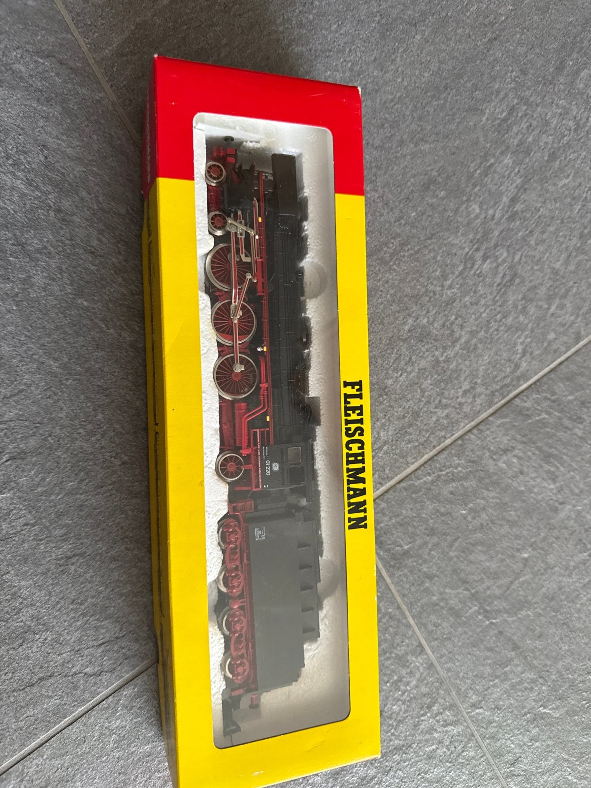Fleischmann Locomotief 4170 dcc, Hobby en Vrije tijd, Modeltreinen | H0, Fleischmann, Ophalen of Verzenden, Zo goed als nieuw