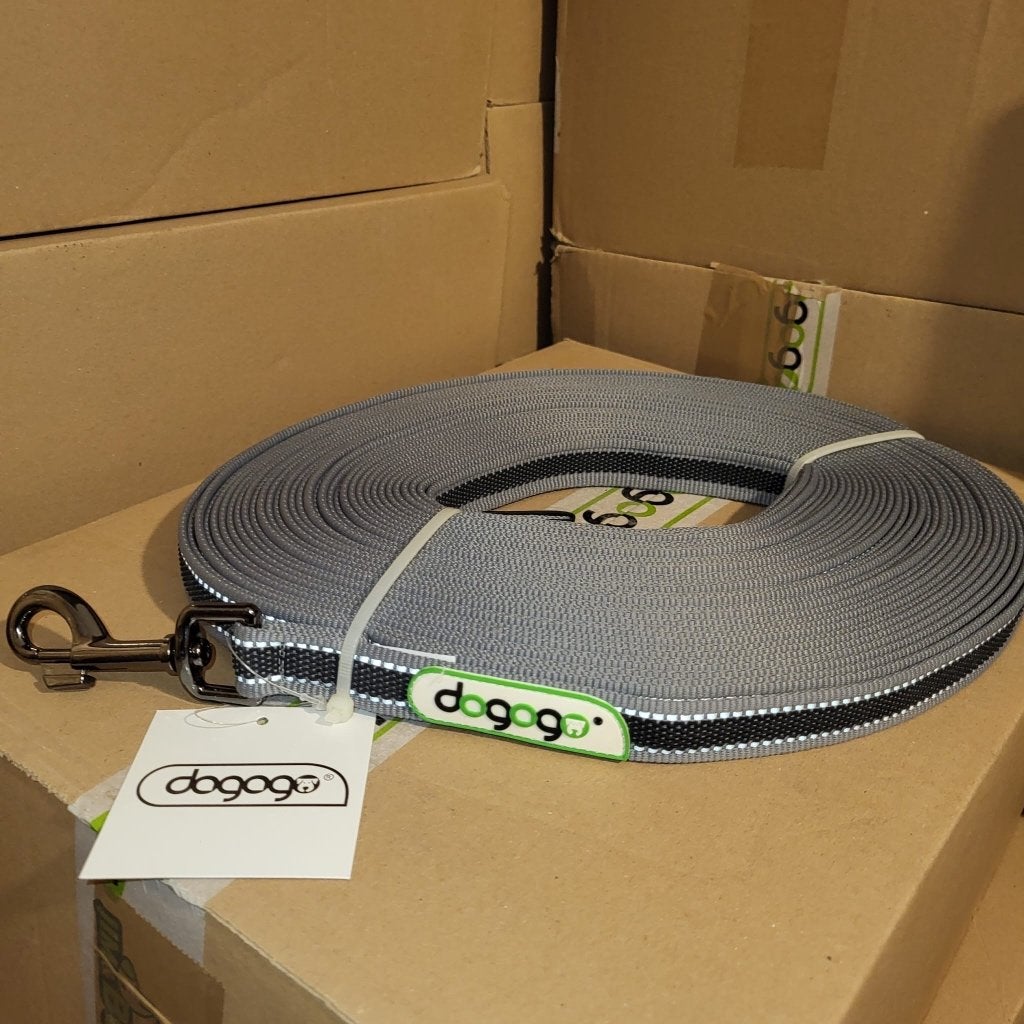 Nieuwe Dogogo Rubber Leash 20m Grijs Zonder Lus, Dieren en Toebehoren, Hondenriemen, Ophalen of Verzenden, Nieuw, Hondenriem