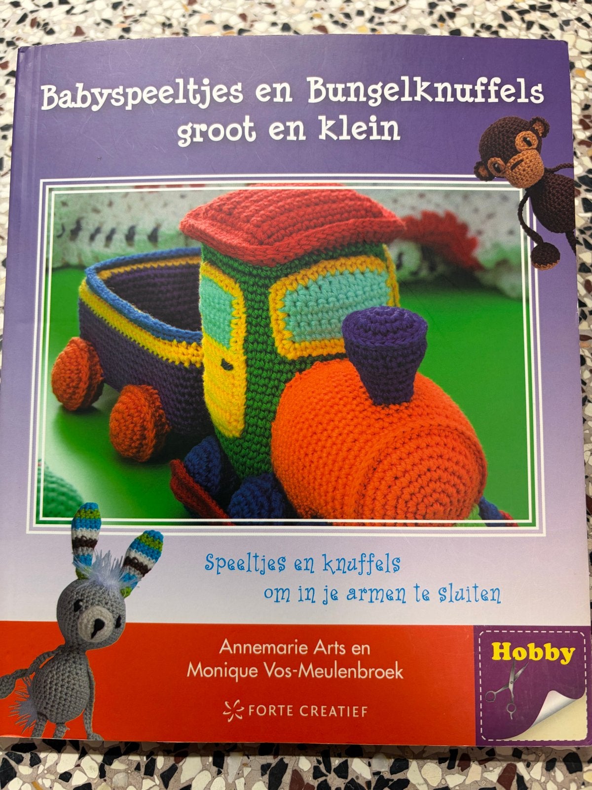 Babyspeeltjes en Bungelknuffels groot en klein - Arts/Vos, Hobby en Vrije tijd, Ophalen of Verzenden, Nieuw, Haken, Patroon of Boek