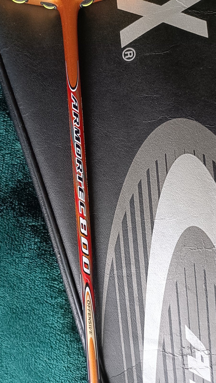 Yonex Armortec 800 offensive, Sport en Fitness, Badminton, Ophalen of Verzenden, Gebruikt, Racket(s)