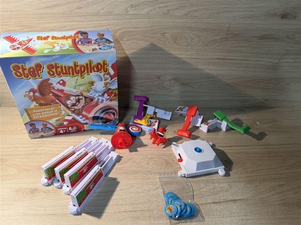 stef stuntpiloot - s6698, Hobby en Vrije tijd, Gezelschapsspellen | Bordspellen, Zo goed als nieuw, Verzenden