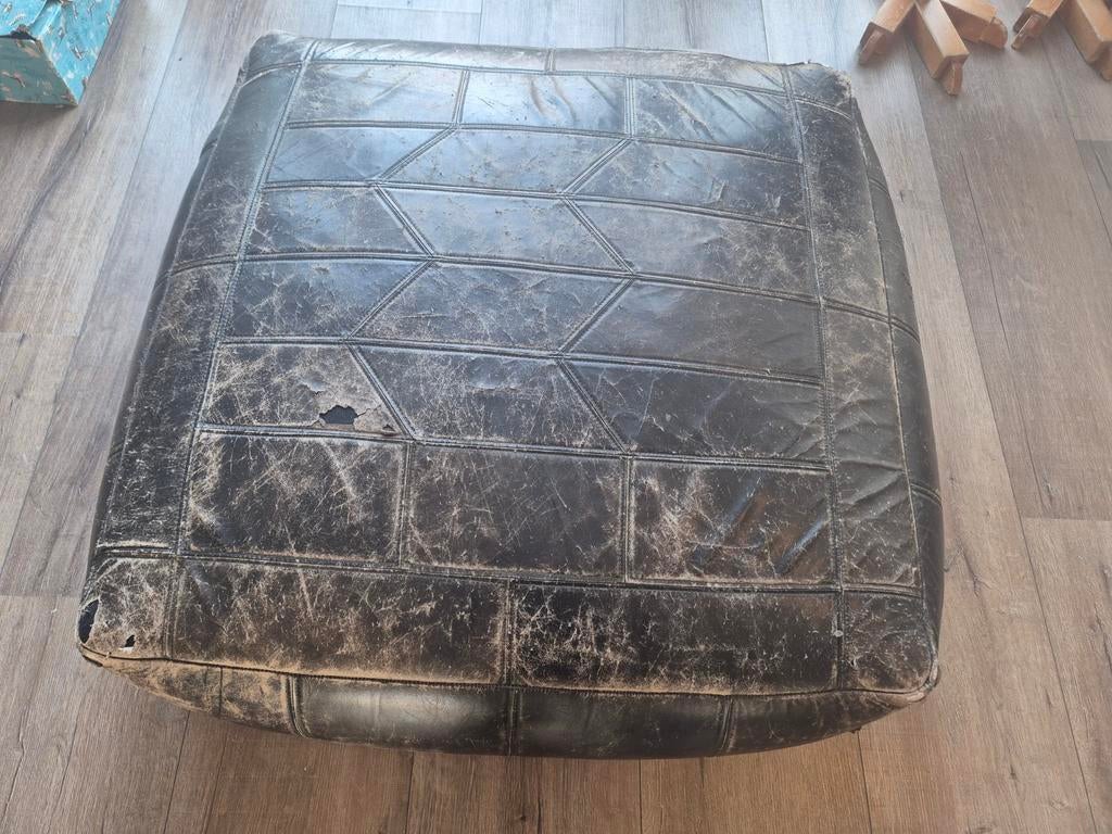 Gratis! Grote vintage leren poef, Ophalen, Gebruikt, Rond