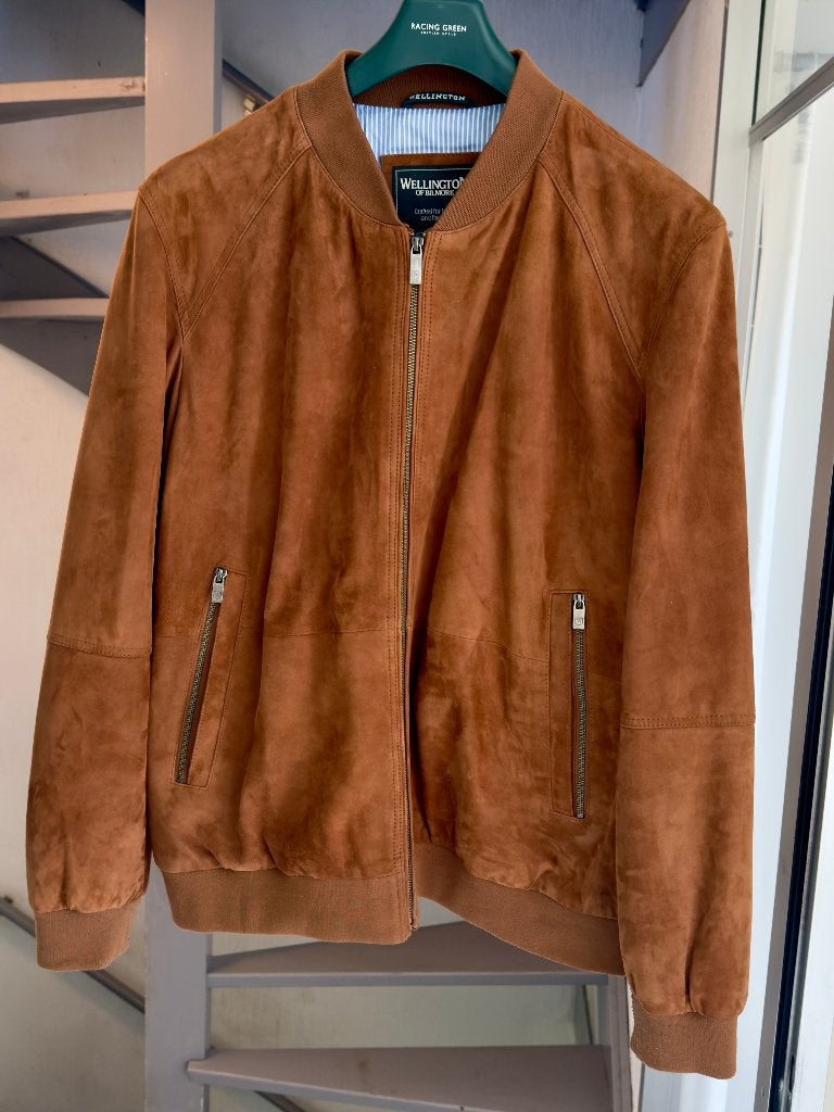 Gloednieuw suède heren bomberjack Cognackleur maat 5XL/62, Bruin, Wellington Of Billmore, Overige maten, Ophalen of Verzenden
