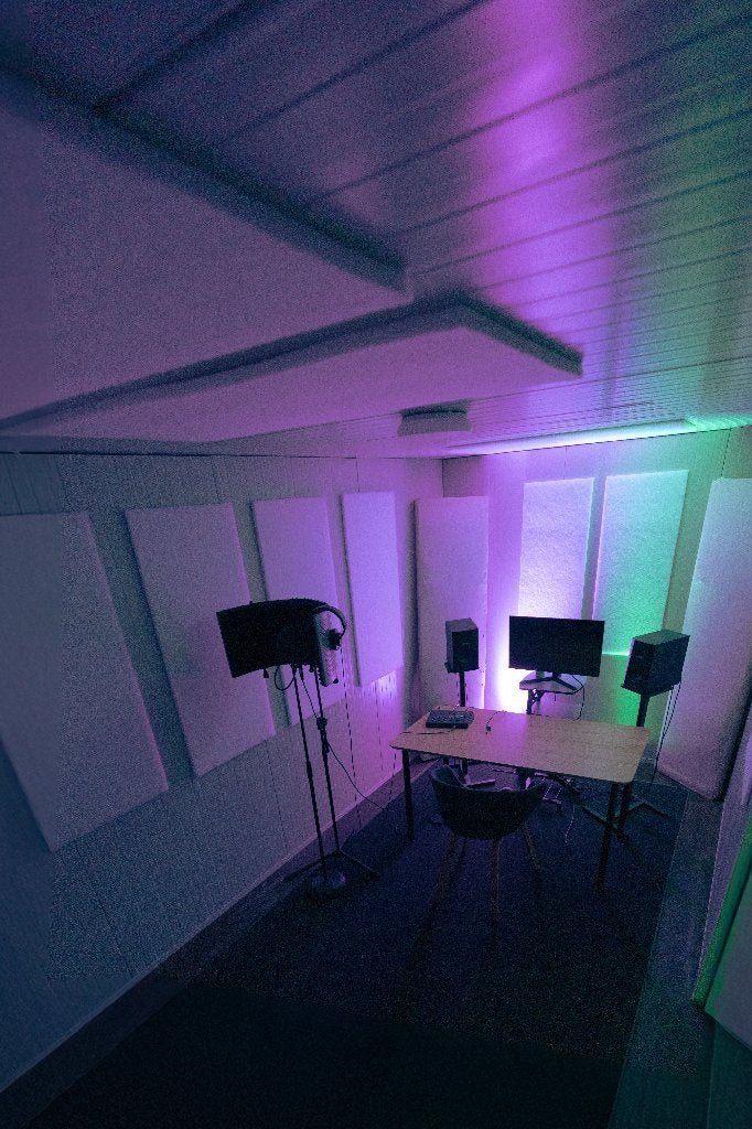 (Muziek)-cabine/volledige studio, Doe-het-zelf en Verbouw, Ophalen, Zo goed als nieuw, HPL, 20 tot 50 mm