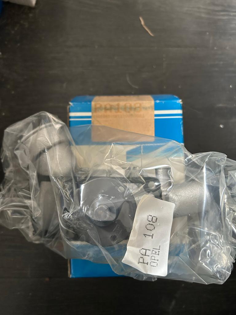 Nieuwe Opel waterpomp PA 108 A Corsa,C Kadett 1.0/1.2 OHV, Ophalen of Verzenden, Nieuw, Opel