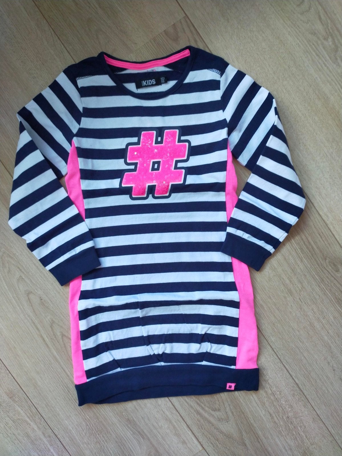 Zgan! Supermooie sweatjurk van Europe Kids! Mt 110/116, Kinderen en Baby's, Kinderkleding | Maat 110, Europe Kids, Meisje, Ophalen of Verzenden