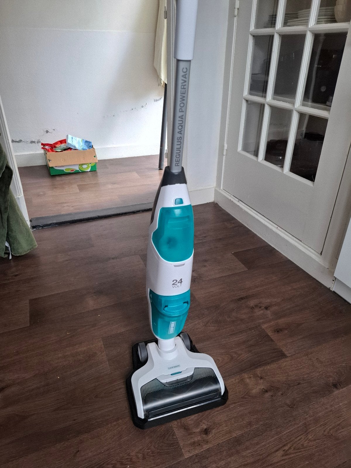 Vloerreiniger | Leifheit regulus aqua powervac, Ophalen of Verzenden, Mop of Dweil