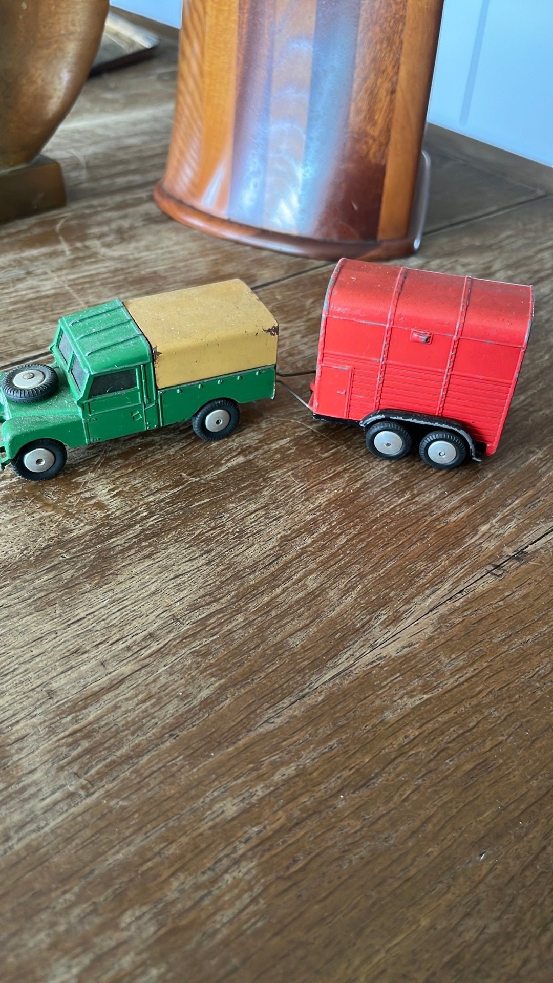 Oude Corgi Toys Land Rover 109 met Rice Pony Trailer, Ophalen of Verzenden