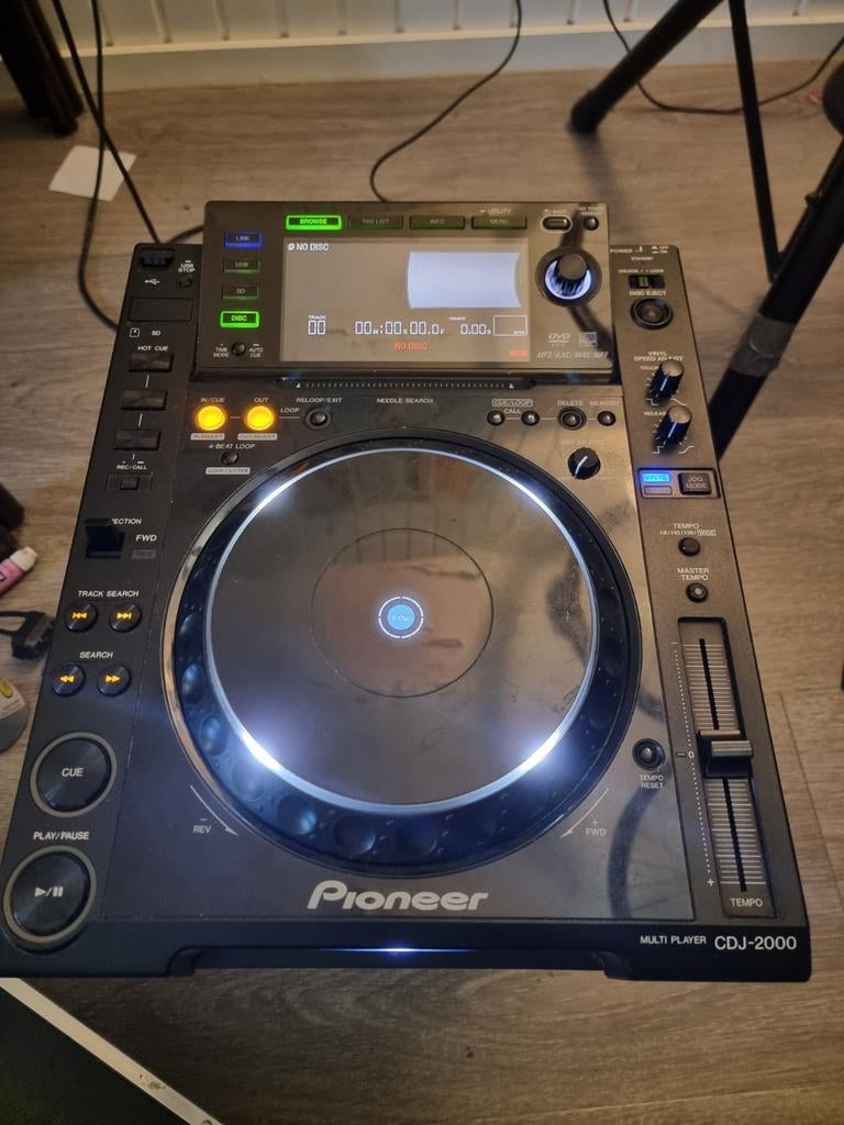 2x Pioneer CDJ 2000 - Te Repareren, Muziek en Instrumenten, Dj-sets en Draaitafels, Gebruikt, Draaitafel, Pioneer, Ophalen