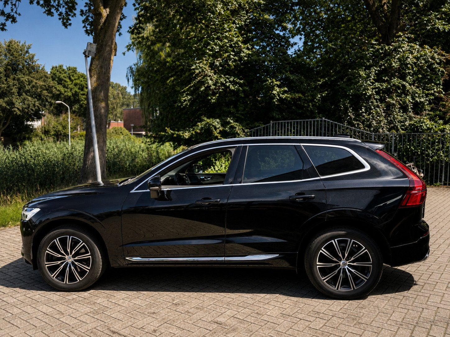 Volvo XC60 2.0 T4 Inscription BJ.2020 Leer + Pano! Luxe mode, Automatische klimaatregeling, Gebruikt, Euro 6, 1969 cc