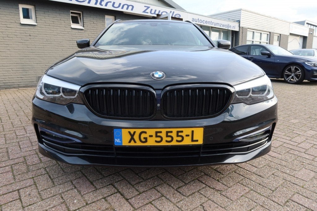 Bmw 5-SERIE 520I SPORT-LINE , 360 CAMERA , SFEER VERLICHTING, Automaat, 1998 cc, Gebruikt, Euro 6
