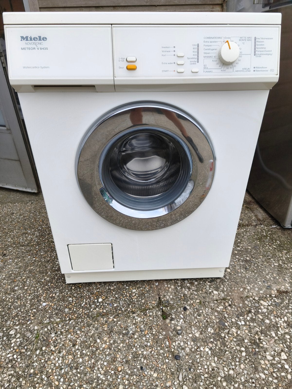 Miele wasmachine, Ophalen, 1200 tot 1600 toeren, 4 tot 6 kg, Handwasprogramma