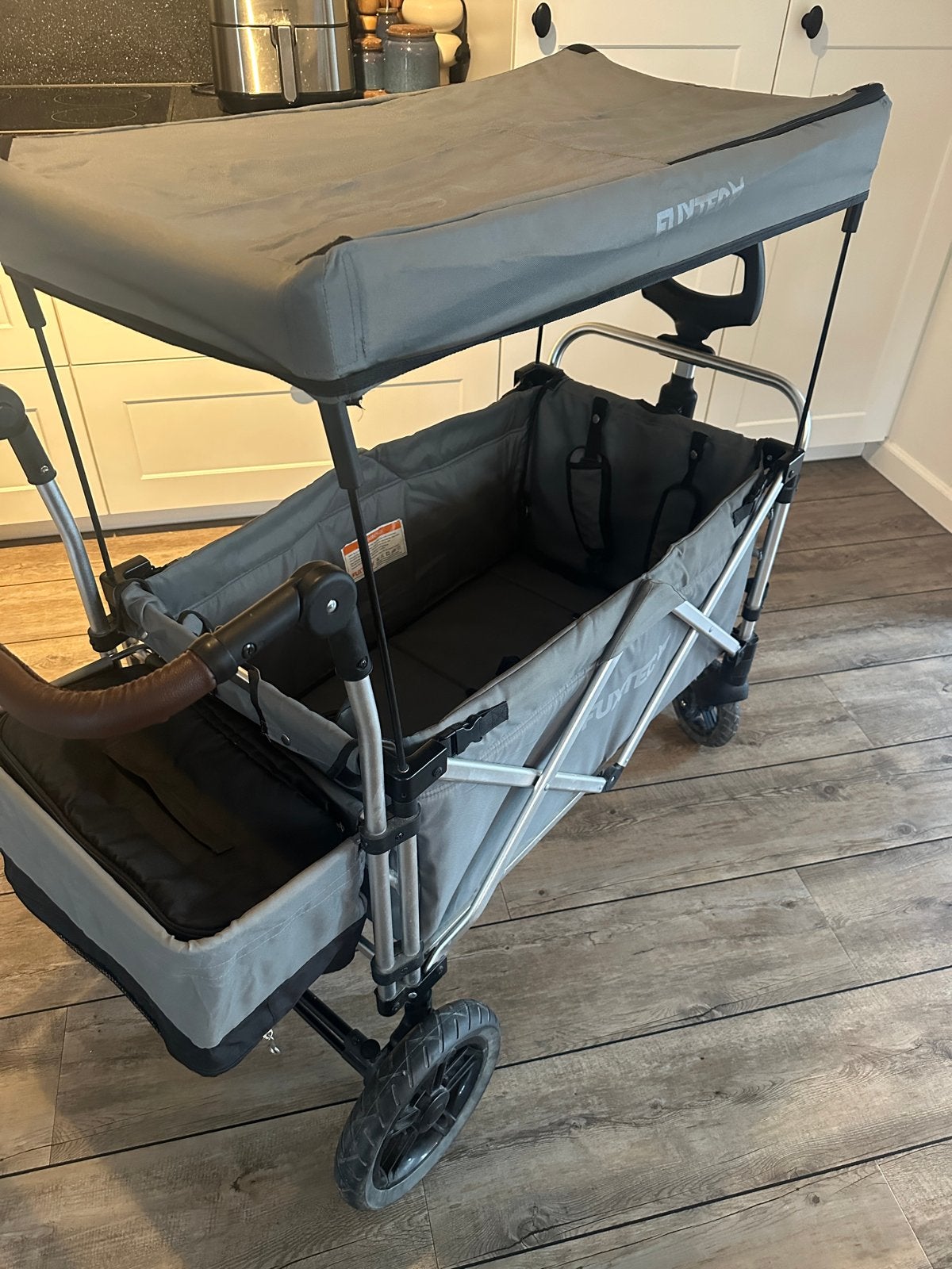 Fuxtec bolderkar met zonnekap en koeltas, Gebruikt, Verstelbare duwstang, Combiwagen, Ophalen