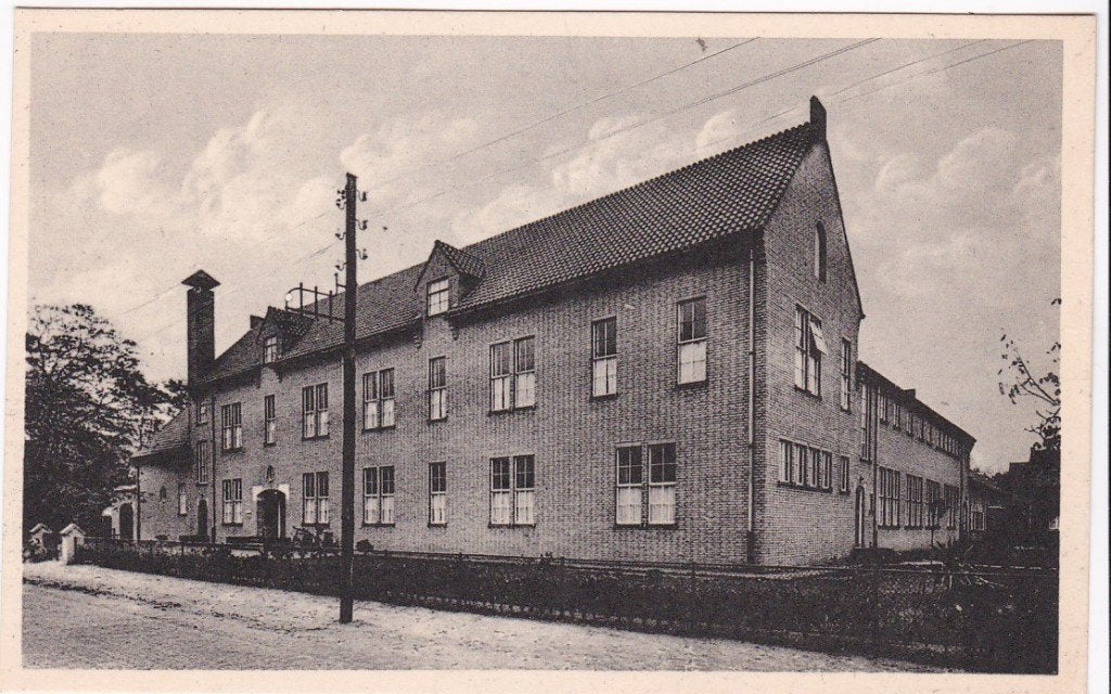 Lieshout (N.Br) St. Franciscus van Salesgesticht ca. 1935., Ophalen, 1920 tot 1940, Ongelopen, Noord-Brabant