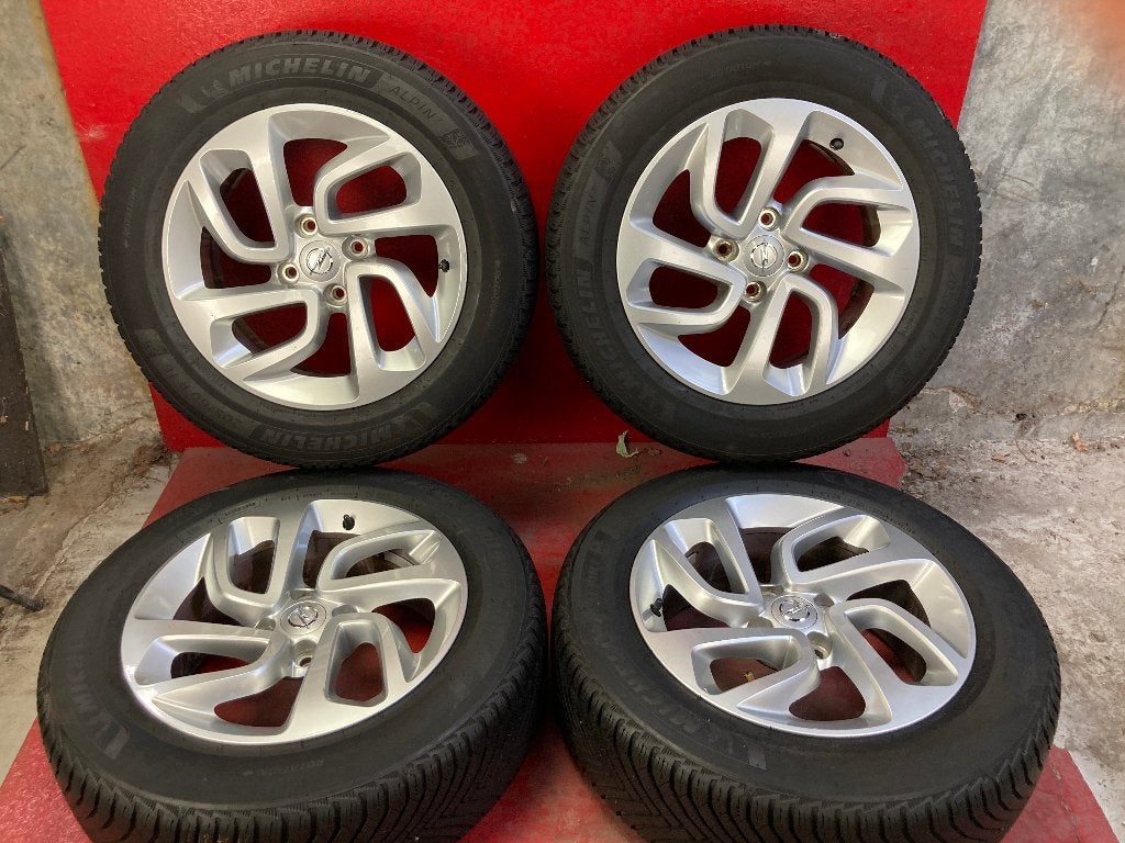 Winterbanden Opel Crossland X / Crossland 205/60R16, Gebruikt, 16 inch, ., Banden en Velgen