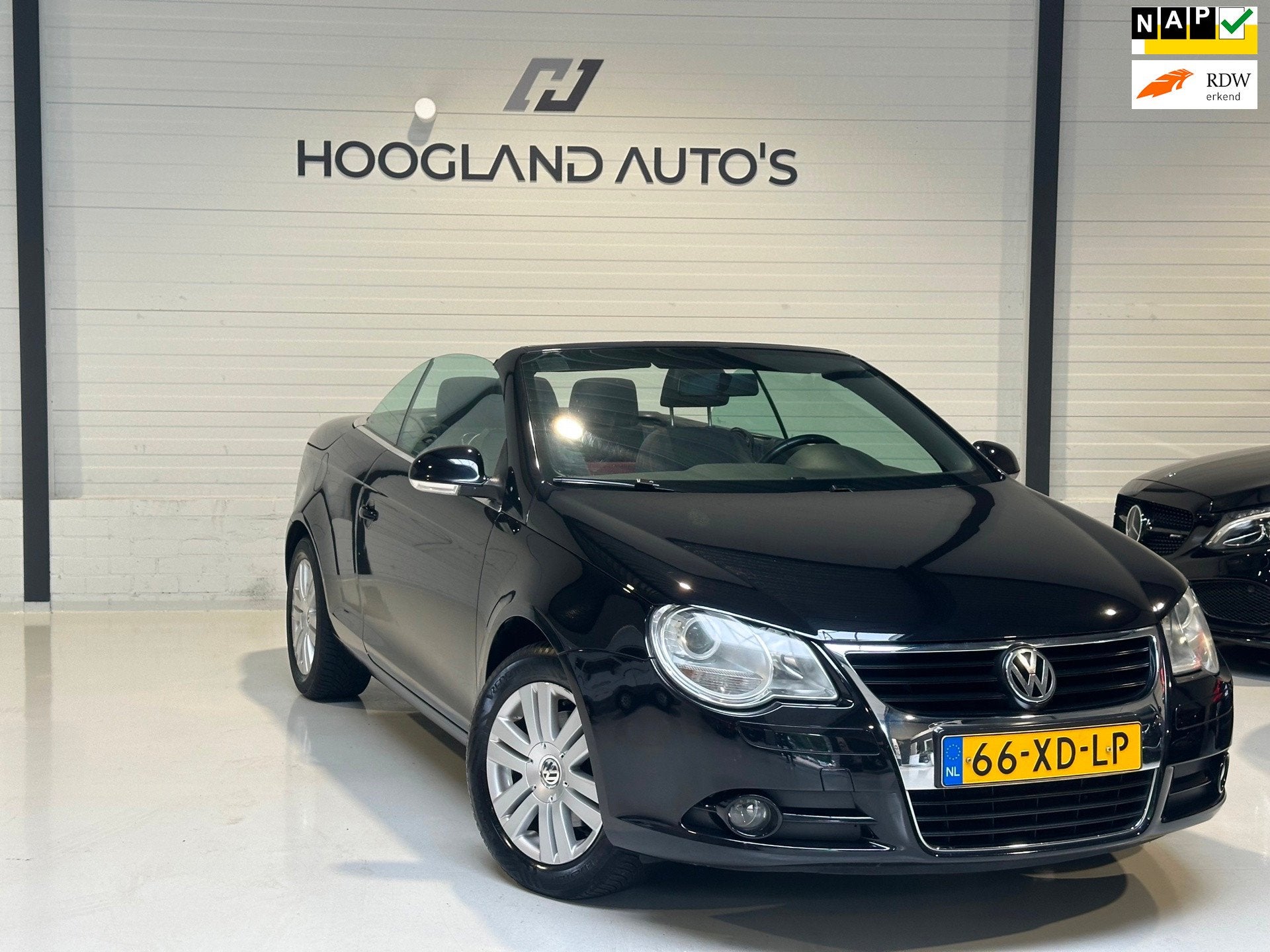 Volkswagen Eos 2.0-16v FSI NAP ZWART Cabriolet, Voorwielaandrijving, Stof, Gebruikt, 4 cilinders