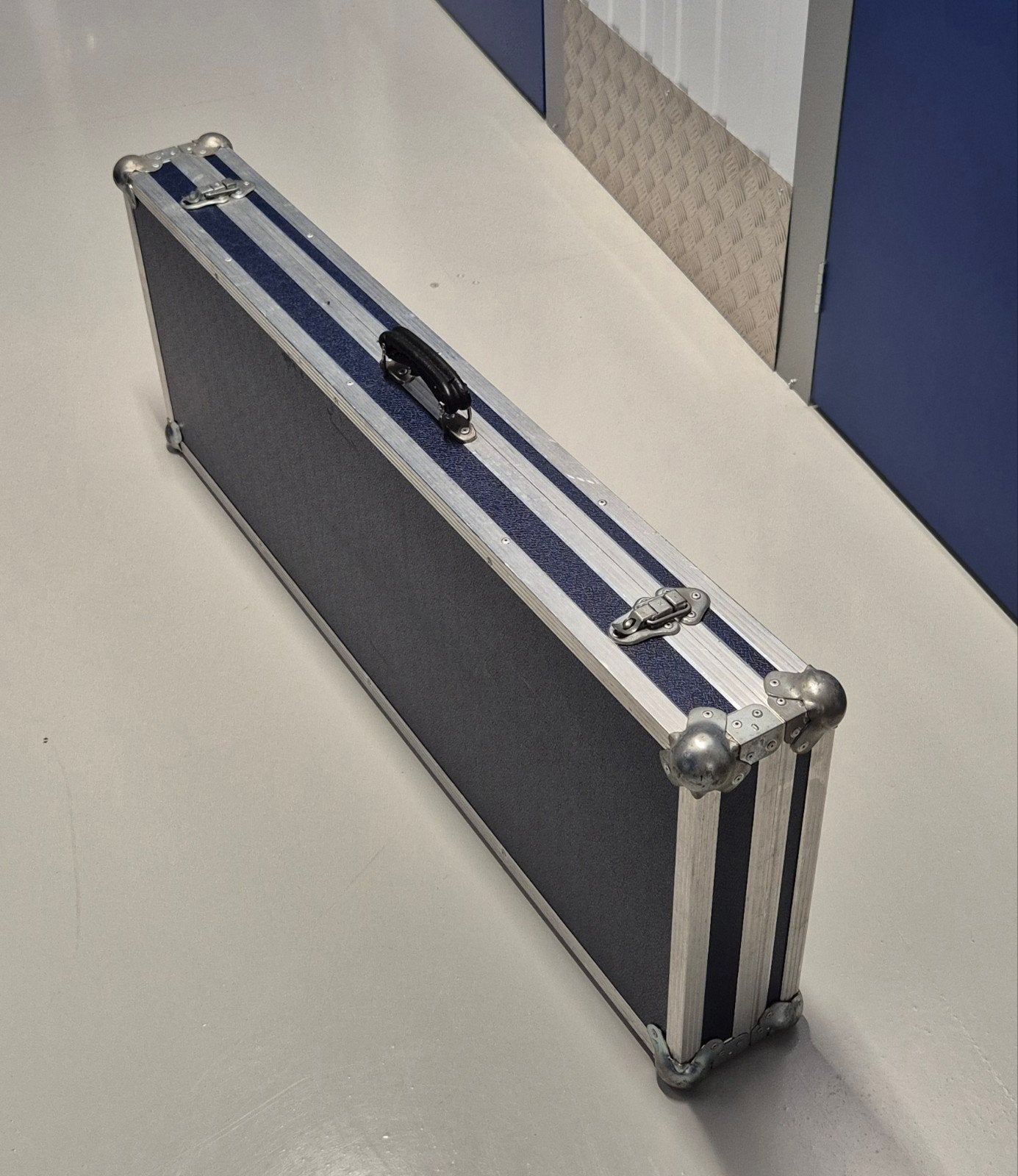 Stevige Flightcase voor instrumenten of apparatuur, Ophalen, Gebruikt, Overige instrumenten, Flightcase