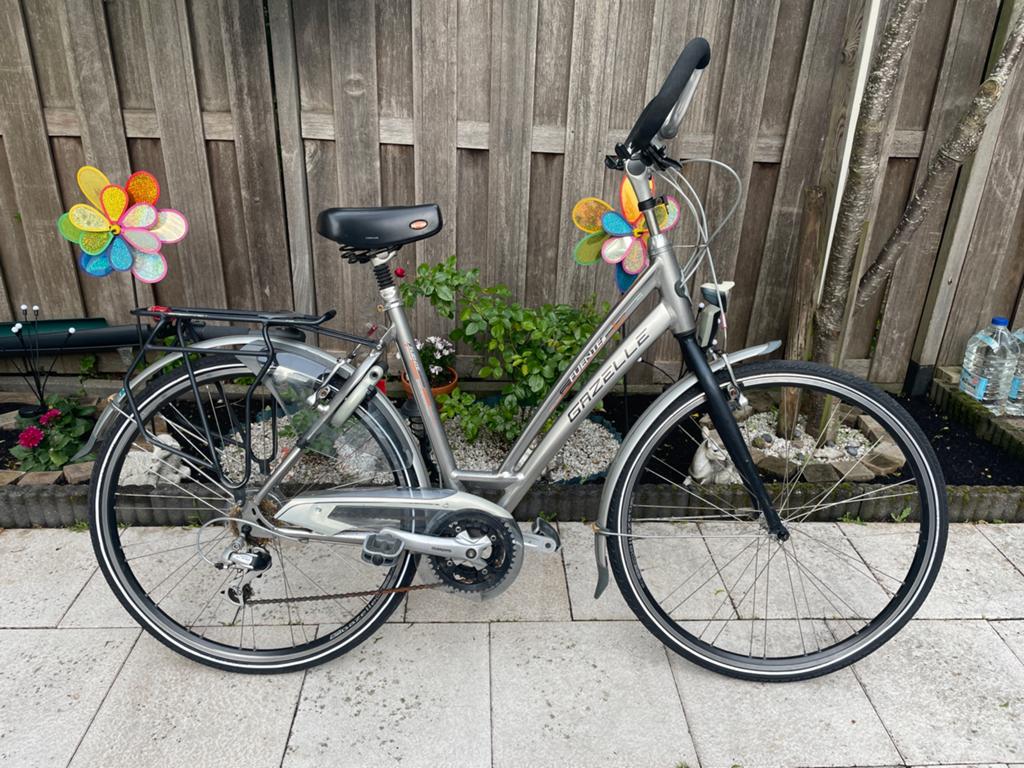 Gazelle Fuente 28 inch damesfiets 24 versn. zeer nette fiets, Velgrem, Versnellingen, Ophalen of Verzenden, Zo goed als nieuw