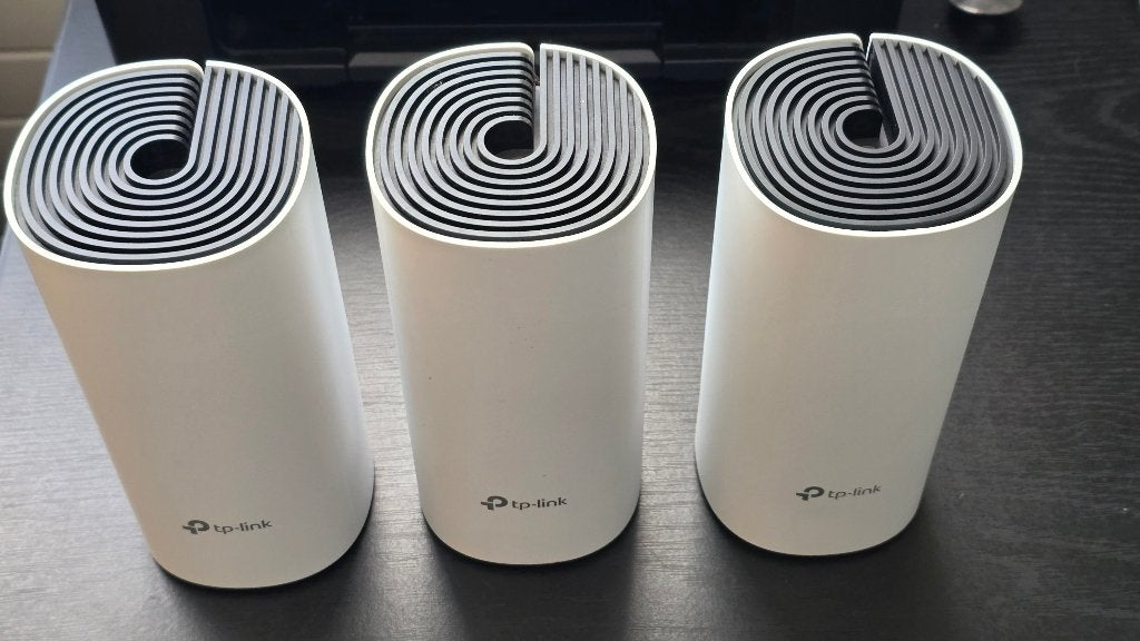TP-Link Deco M4 Mesh Wi-Fi Systeem (3-pack), Computers en Software, WiFi-versterkers, Ophalen, Zo goed als nieuw, TP-Link