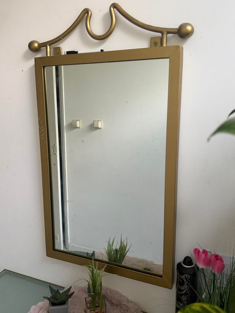 Gouden spiegel met console tafel, Gebruikt, 100 tot 150 cm, Ophalen of Verzenden, Rechthoekig