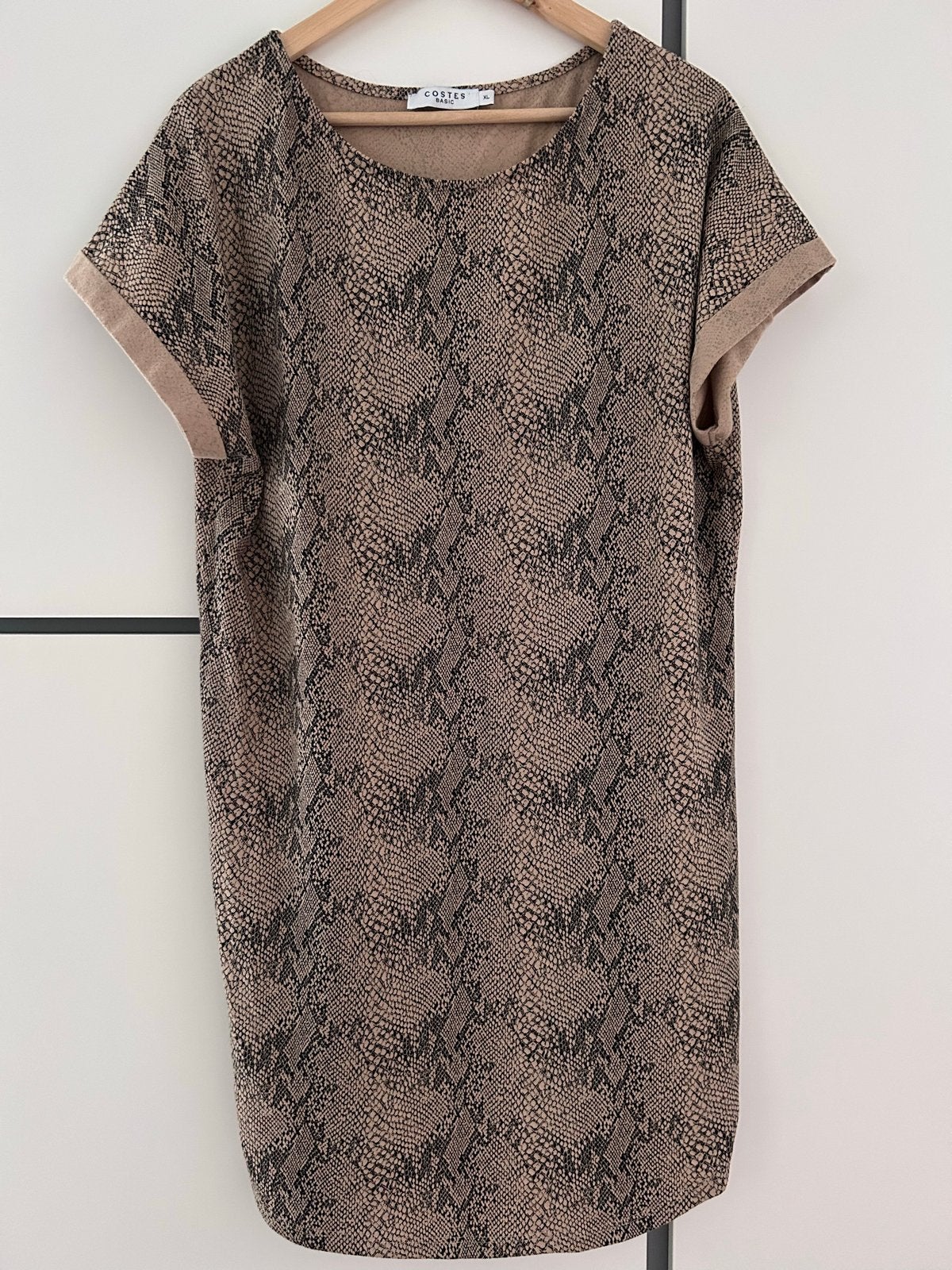 Costes Basic Jurk met Slangenprint Maat XL Beige Zwart, Beige, Maat 46/48 (XL) of groter, Ophalen of Verzenden, Zo goed als nieuw